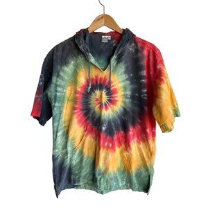 Cali Kind cotton tie die short sleeve shirt with hood. Size M medium.